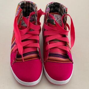 Katay’s Colorful High-Top Sneakers